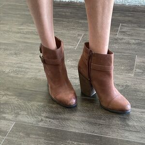 Lucky Brand Boots Sz 10M/40 Brown